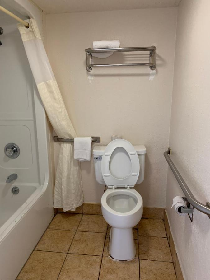 Zainee Inc Budgetel Inn And Suites Augusta Pokój zdjęcie