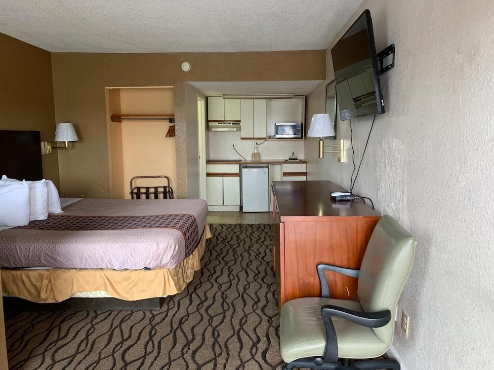 Zainee Inc Budgetel Inn And Suites Augusta Zewnętrze zdjęcie
