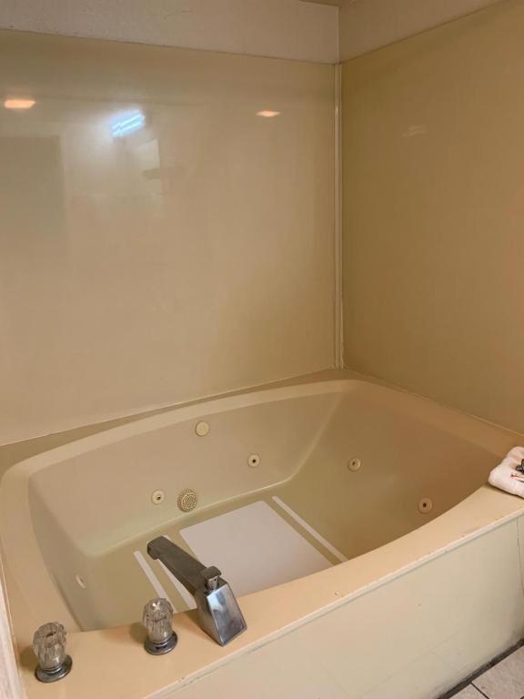 Zainee Inc Budgetel Inn And Suites Augusta Zewnętrze zdjęcie